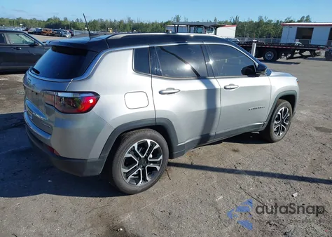 2023 Jeep Compass Limited 4X4 из США, поврежденный, VIN 3C4NJDCN4PT542748